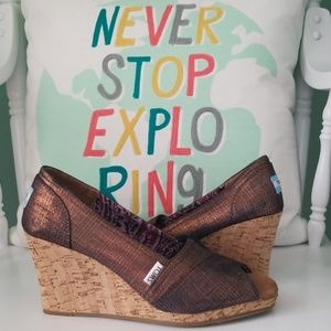 Toms Wedges!